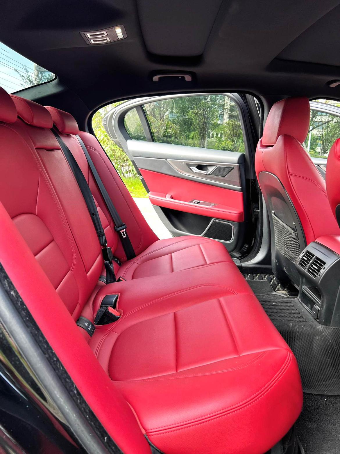 Jaguar XEL 2024 thumb 7