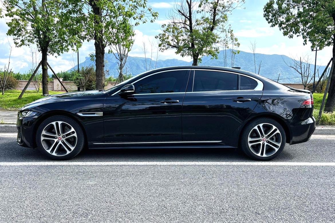 Jaguar XEL 2024 thumb 10