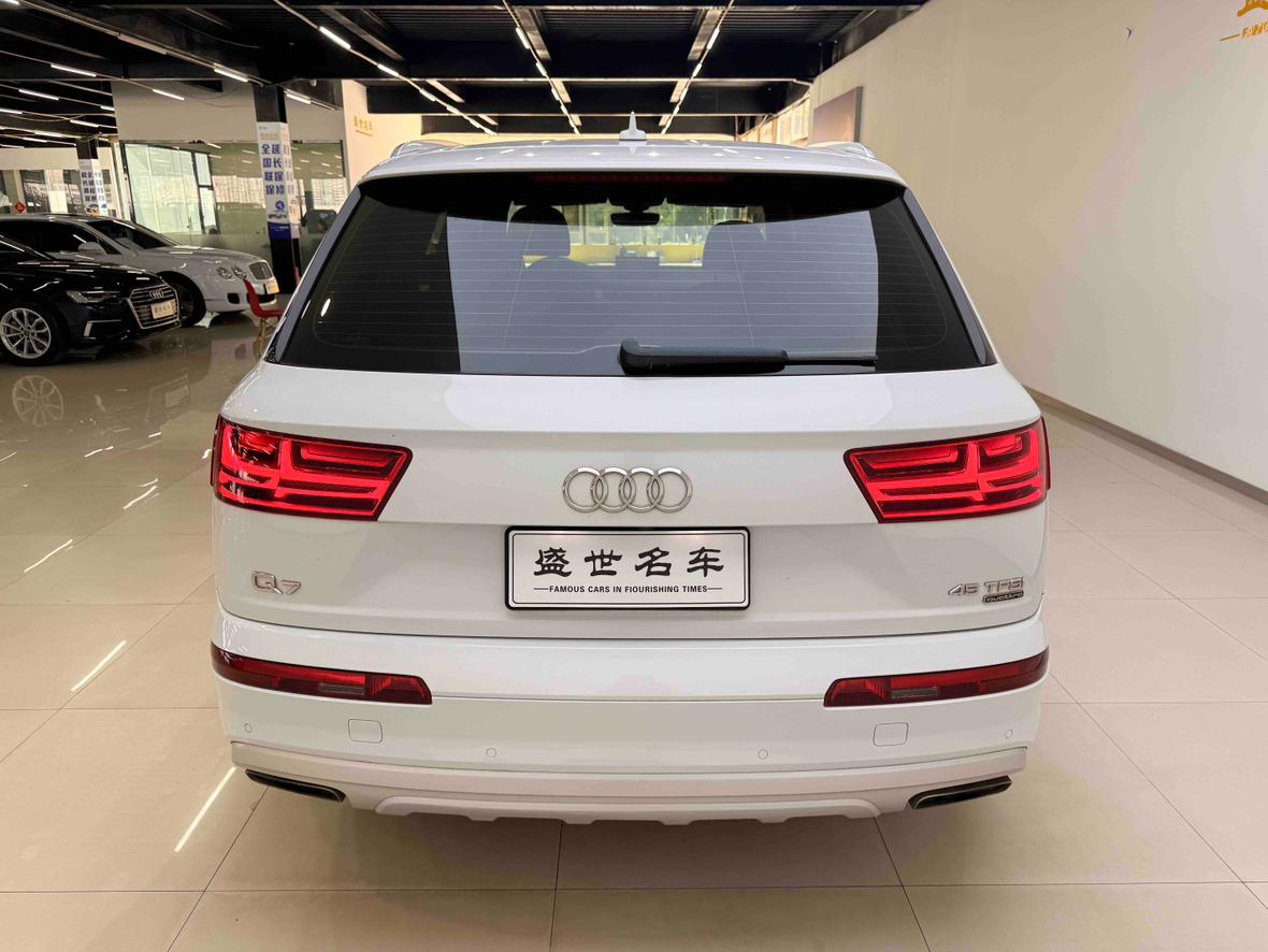 Audi Q7 2019 thumb 4