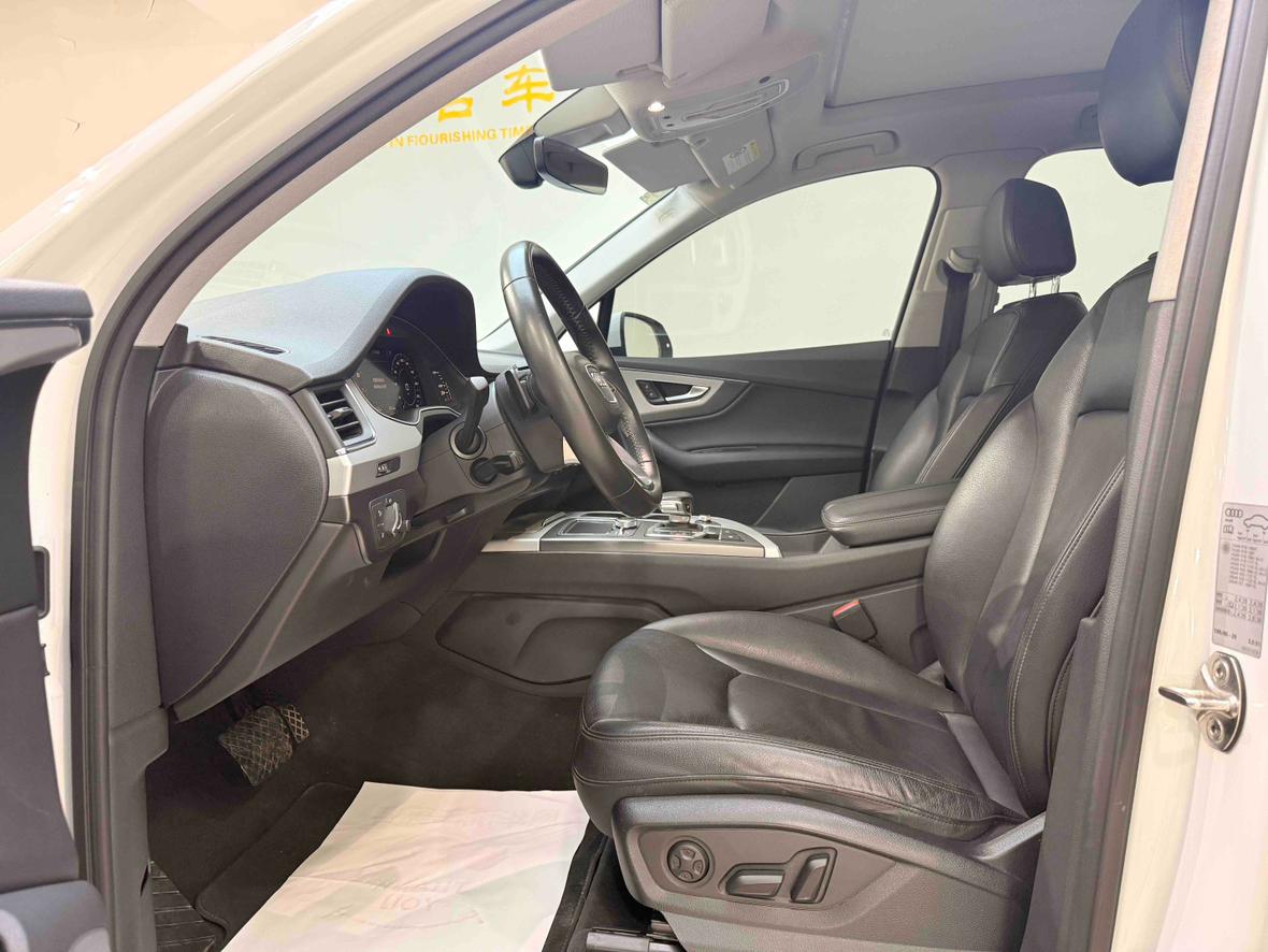 Audi Q7 2019 thumb 8