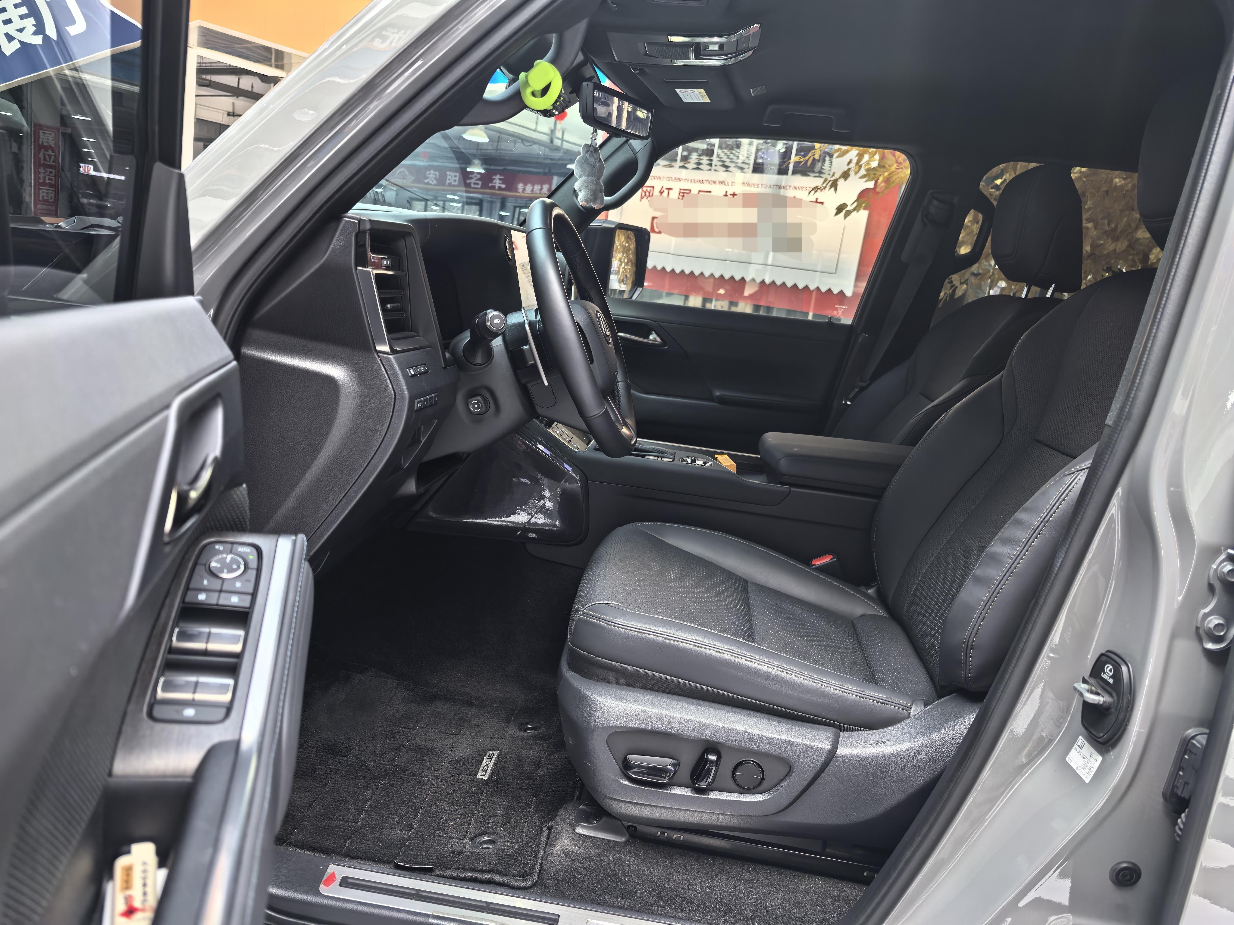 Lexus GX 2024 thumb 6