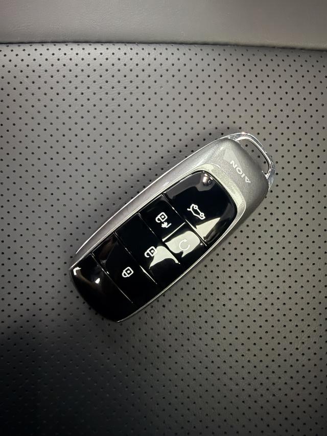 GAC Aion V 2023 thumb 9