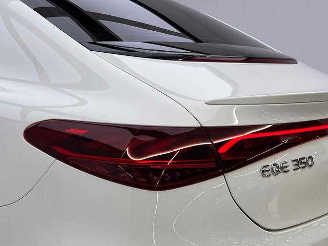 Mercedes-Benz EQE 2022 thumb 8