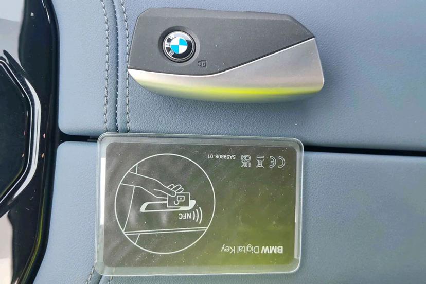 BMW i5 2024 thumb 5