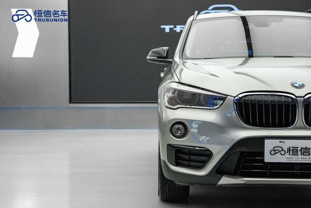 BMW X1 2018 thumb 12