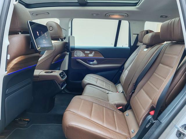 Mercedes-Benz GLS 2024 thumb 6