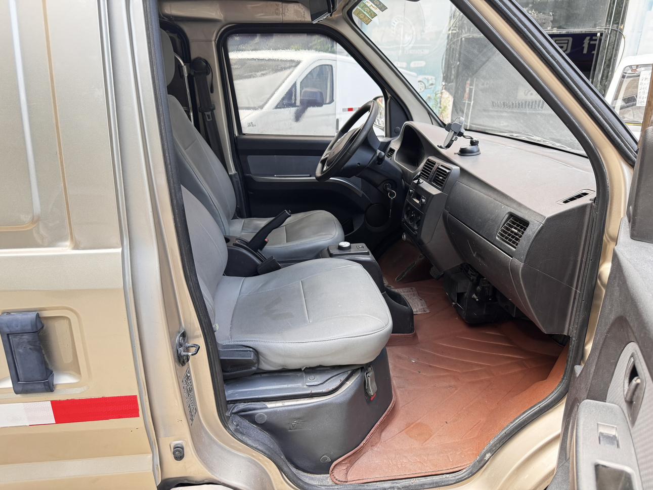 Wuling EV 2020 thumb 6