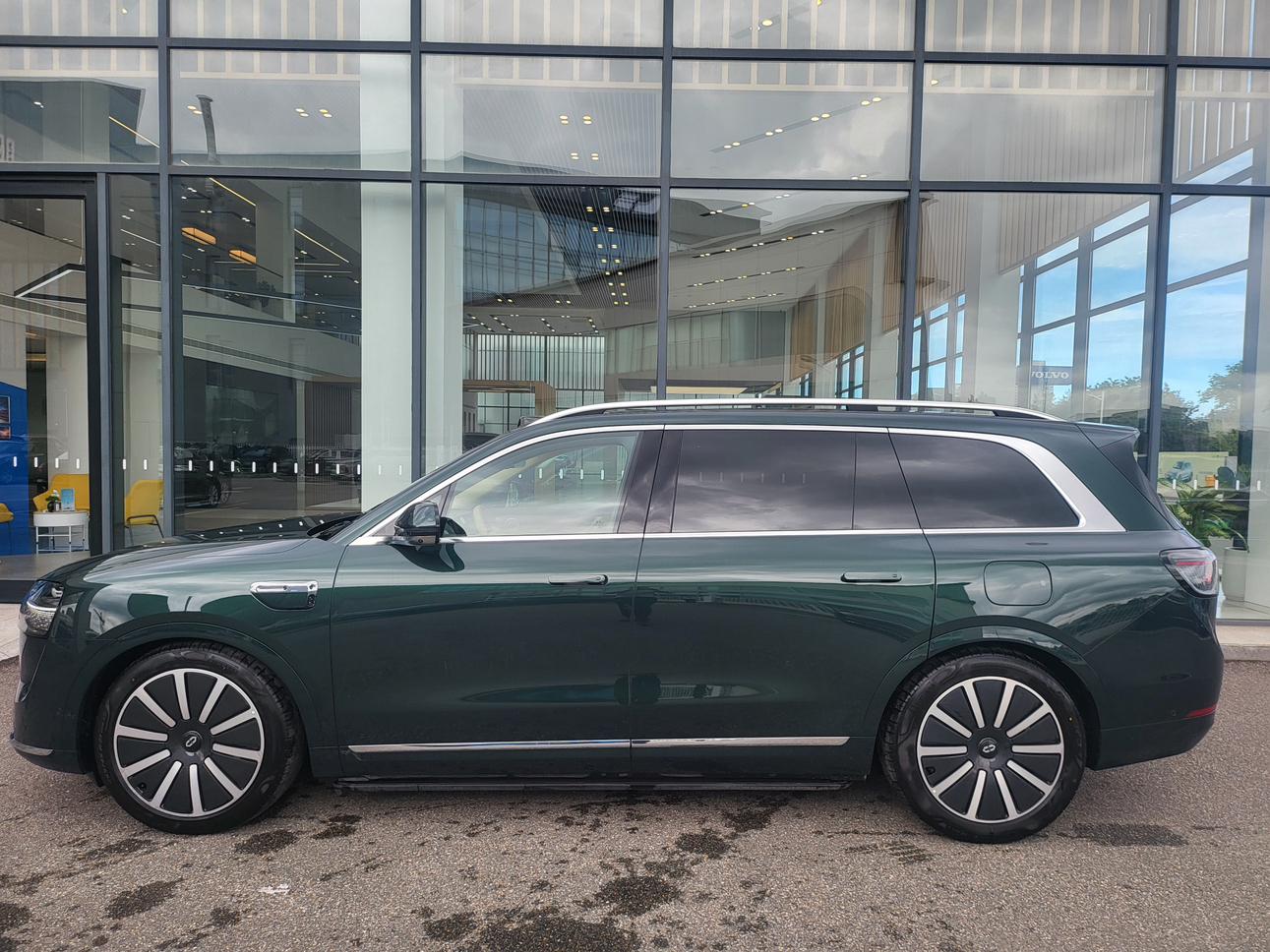 AITO M9 2025 thumb 10