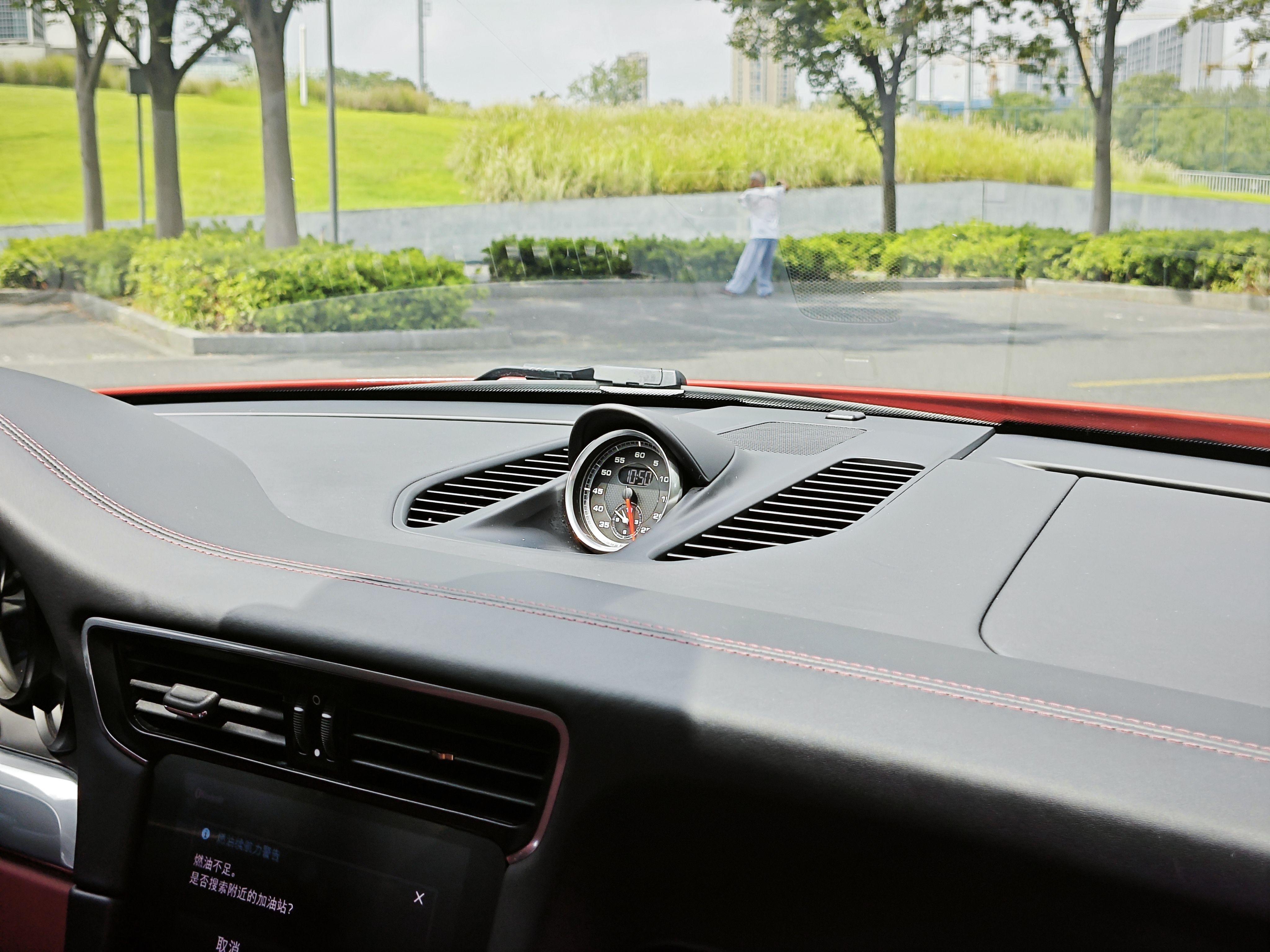 Porsche 911 2016 thumb 10