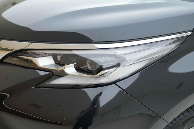 Toyota Sienna 2024 thumb 4