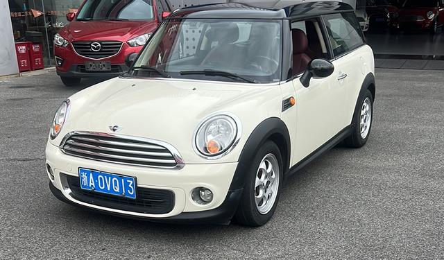 Mini Clubman 2011 thumb 4