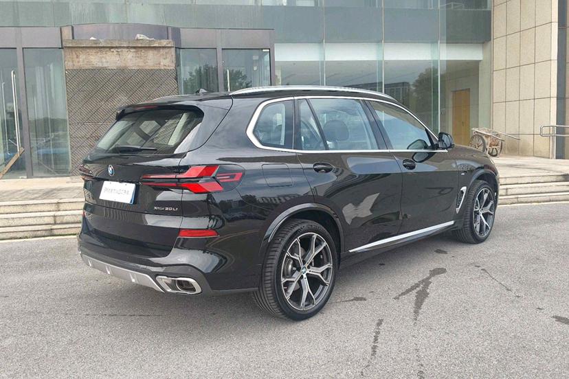 BMW X5 2023 thumb 2