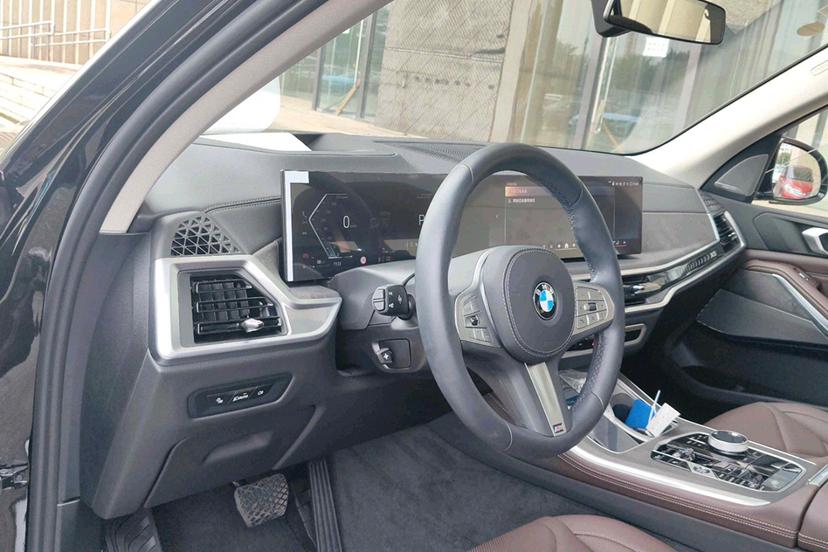 BMW X5 2023 thumb 12