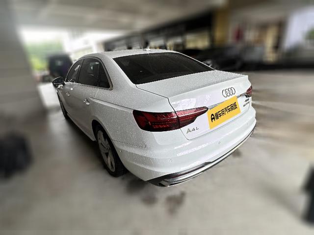 Audi A4 2020 thumb 2