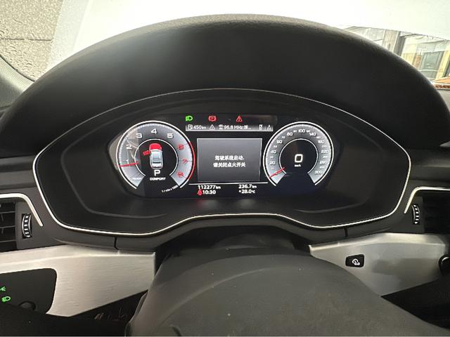 Audi A4 2020 thumb 4