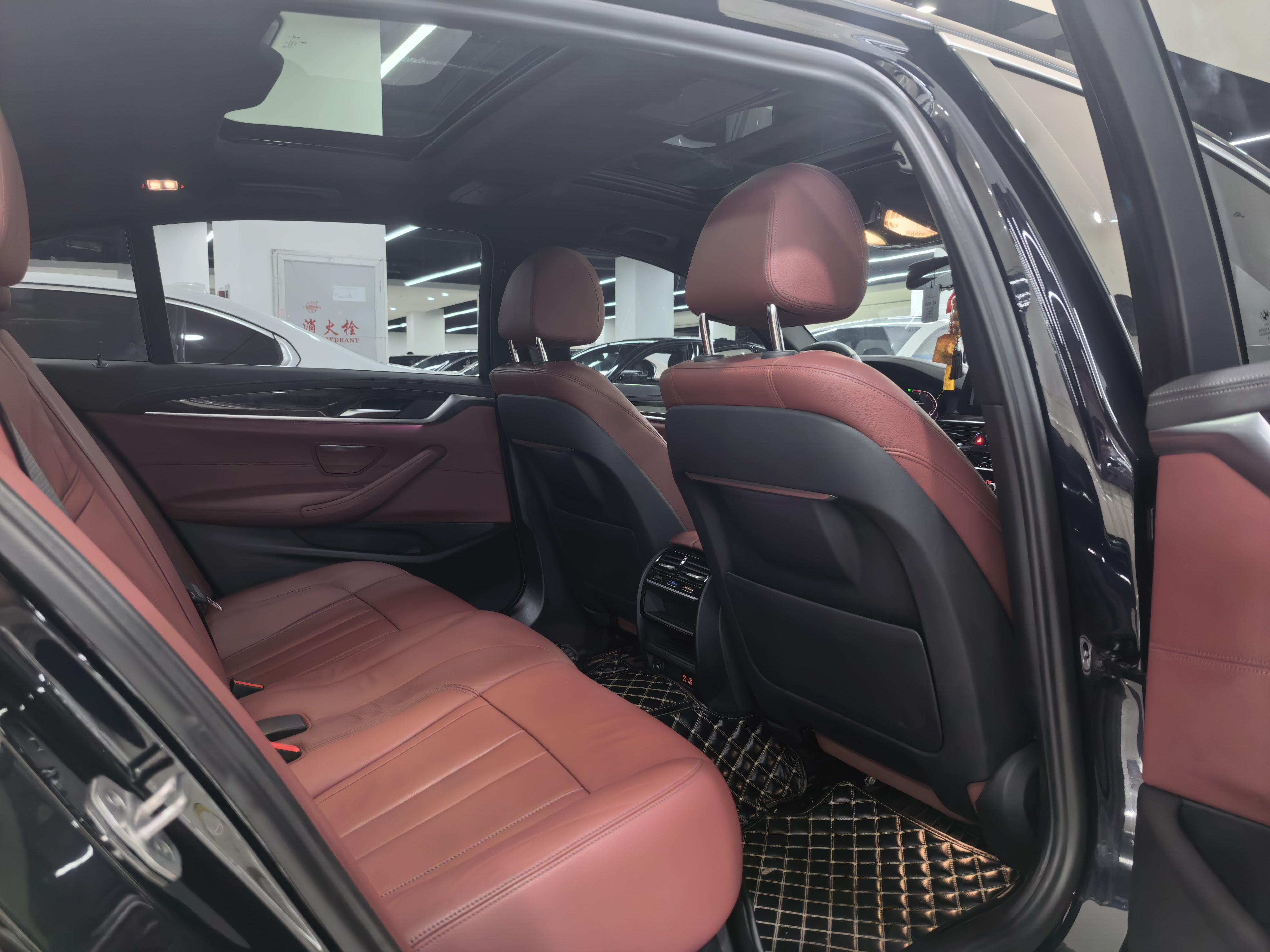 BMW 5 серии 2020 thumb 9