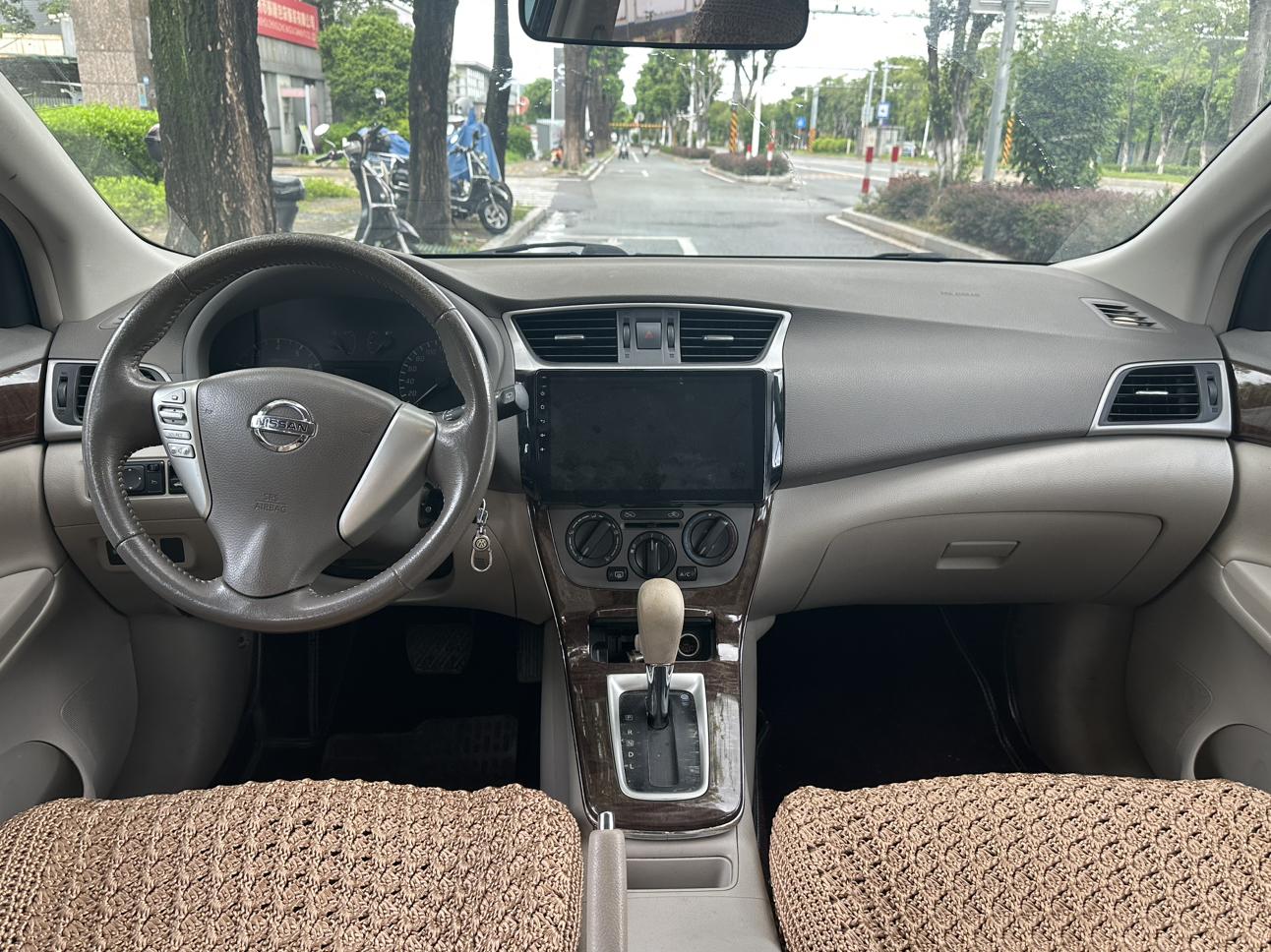 Nissan Sylphy 2014 thumb 5