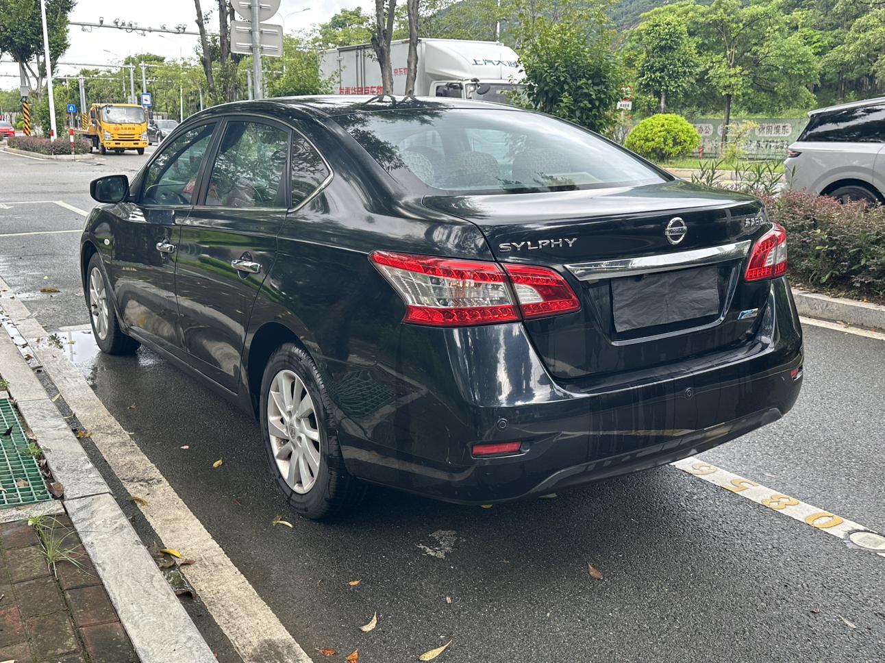 Nissan Sylphy 2014 thumb 11
