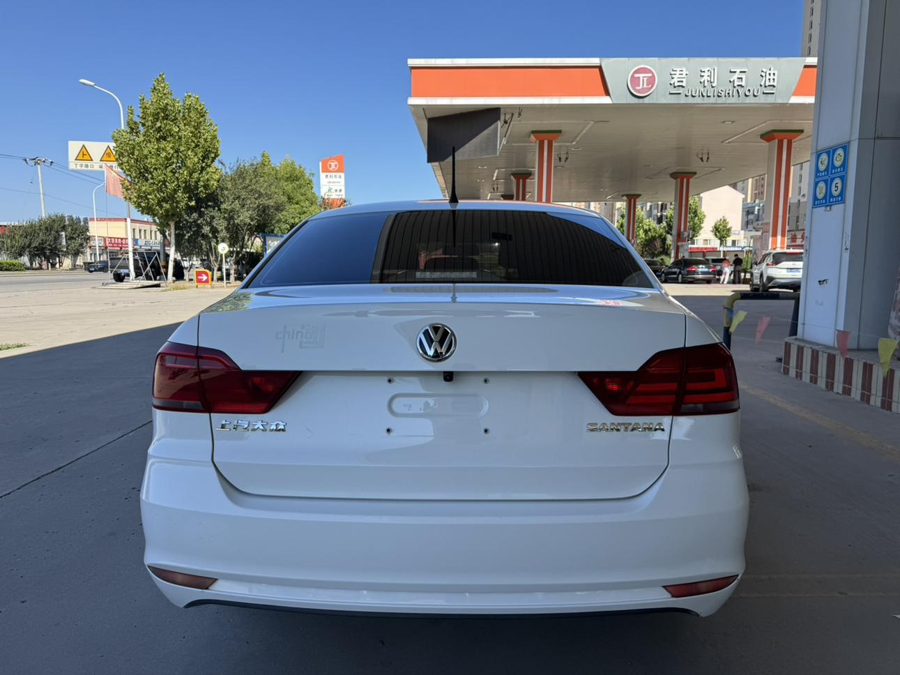 Volkswagen Santana 2021 thumb 3