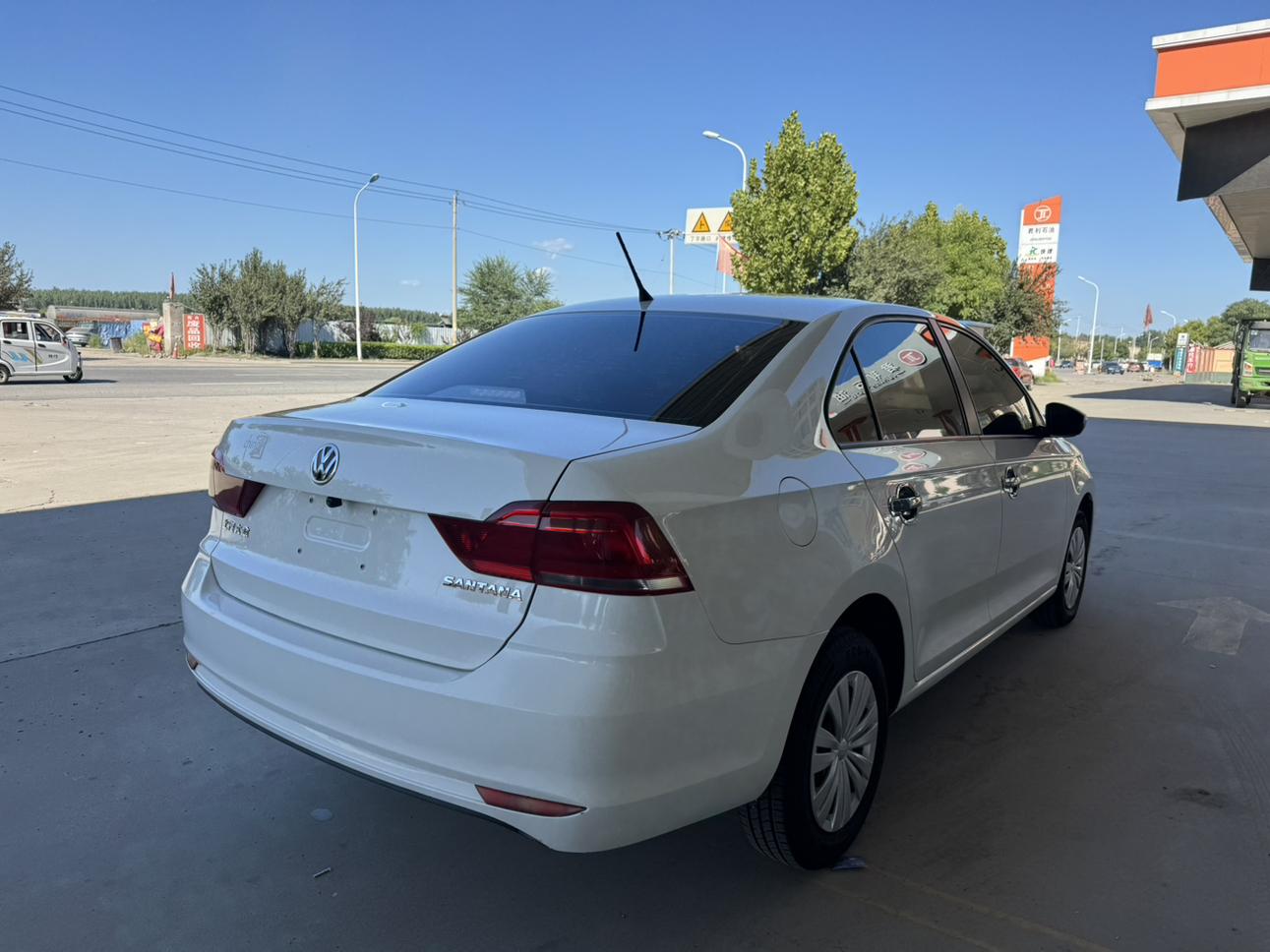 Volkswagen Santana 2021 thumb 4