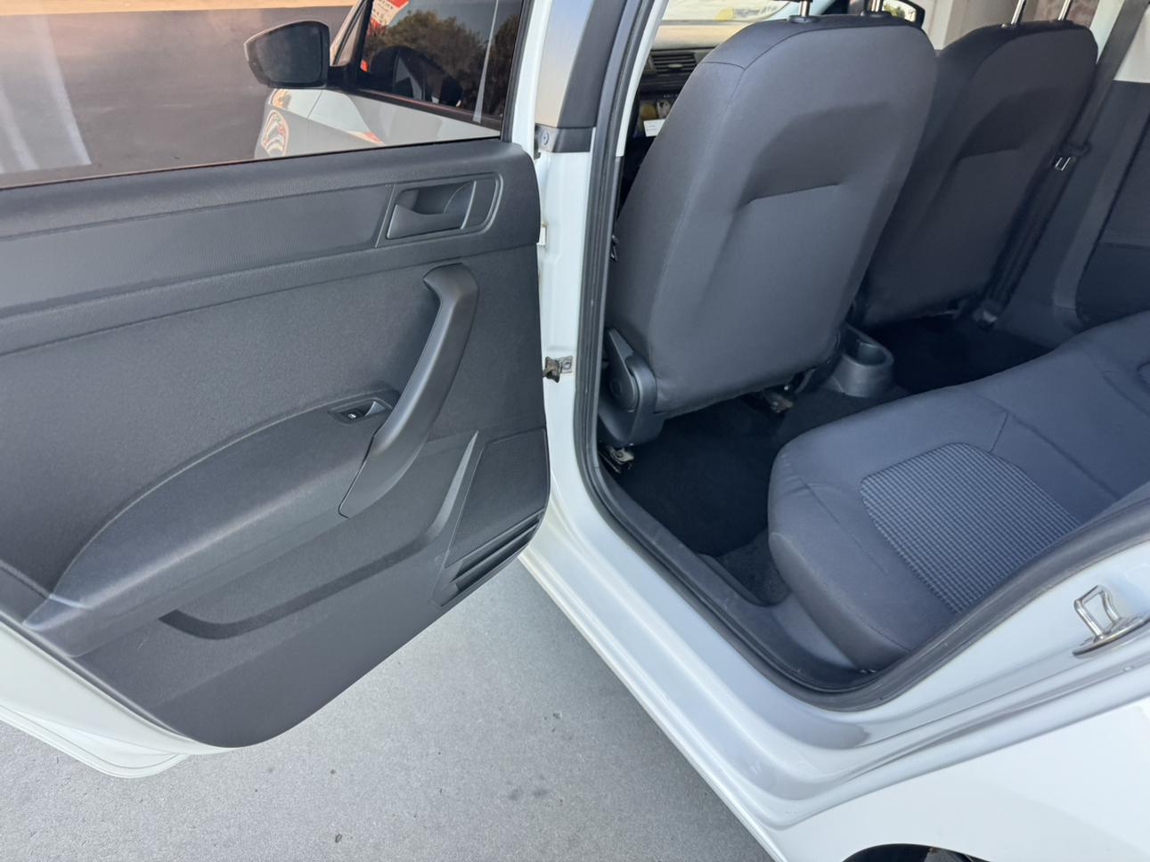 Volkswagen Santana 2021 thumb 5