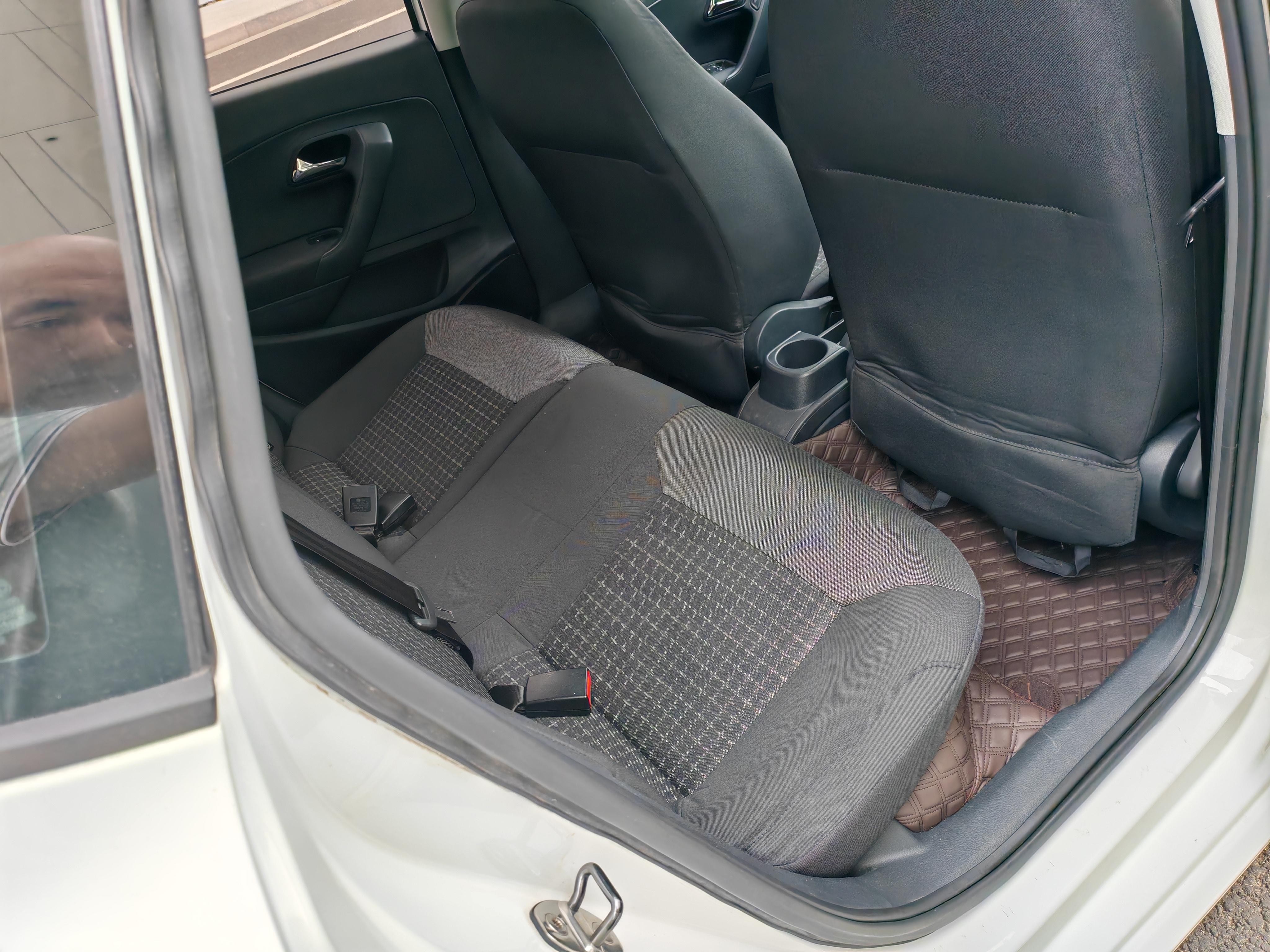 Volkswagen Polo 2018 thumb 8