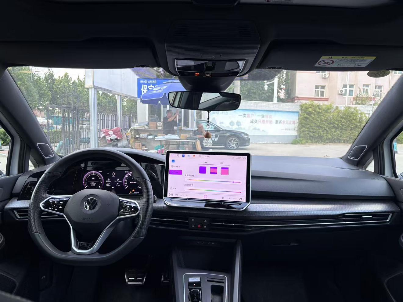 Volkswagen Golf Sportsvan 2025 thumb 7