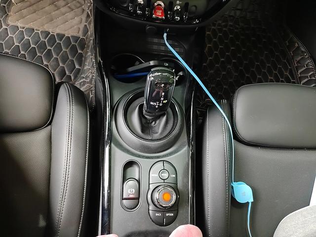 Mini Clubman 2019 thumb 7