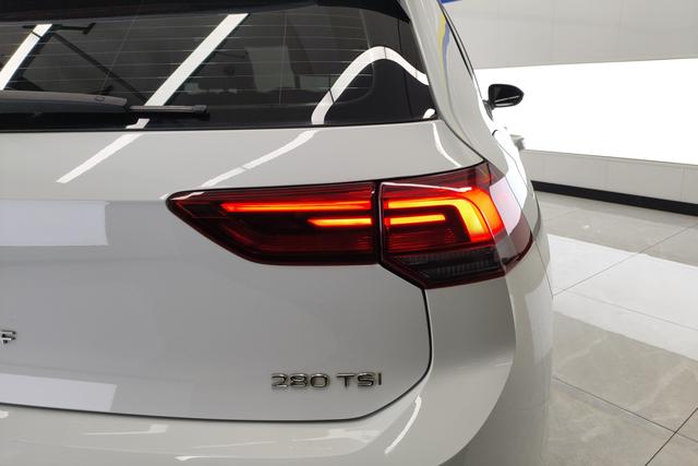 Volkswagen Golf Sportsvan 2021 thumb 3