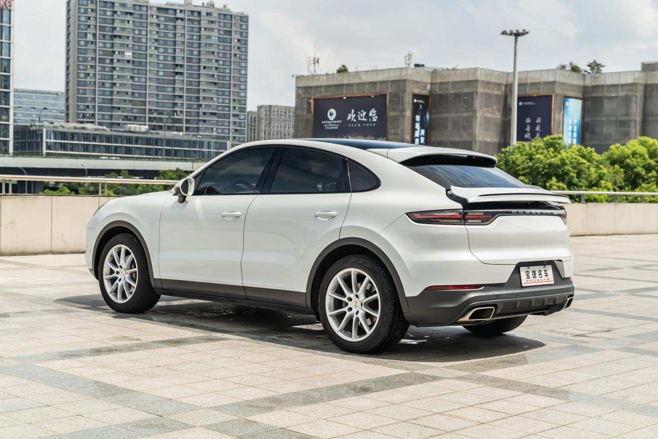 Porsche Cayenne 2019 thumb 3