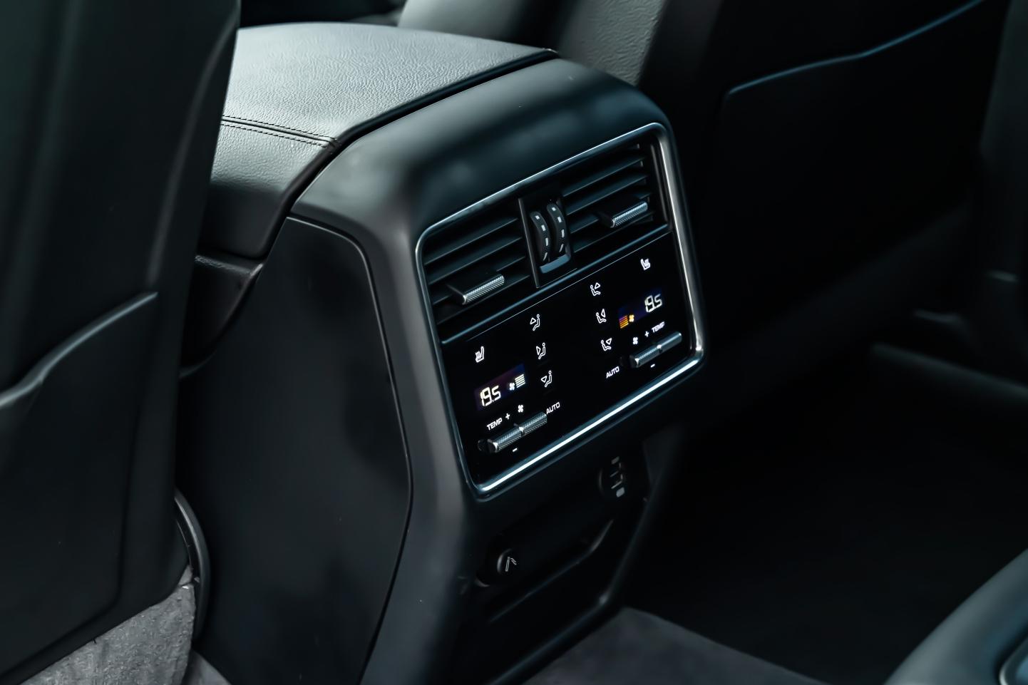Porsche Cayenne 2019 thumb 6
