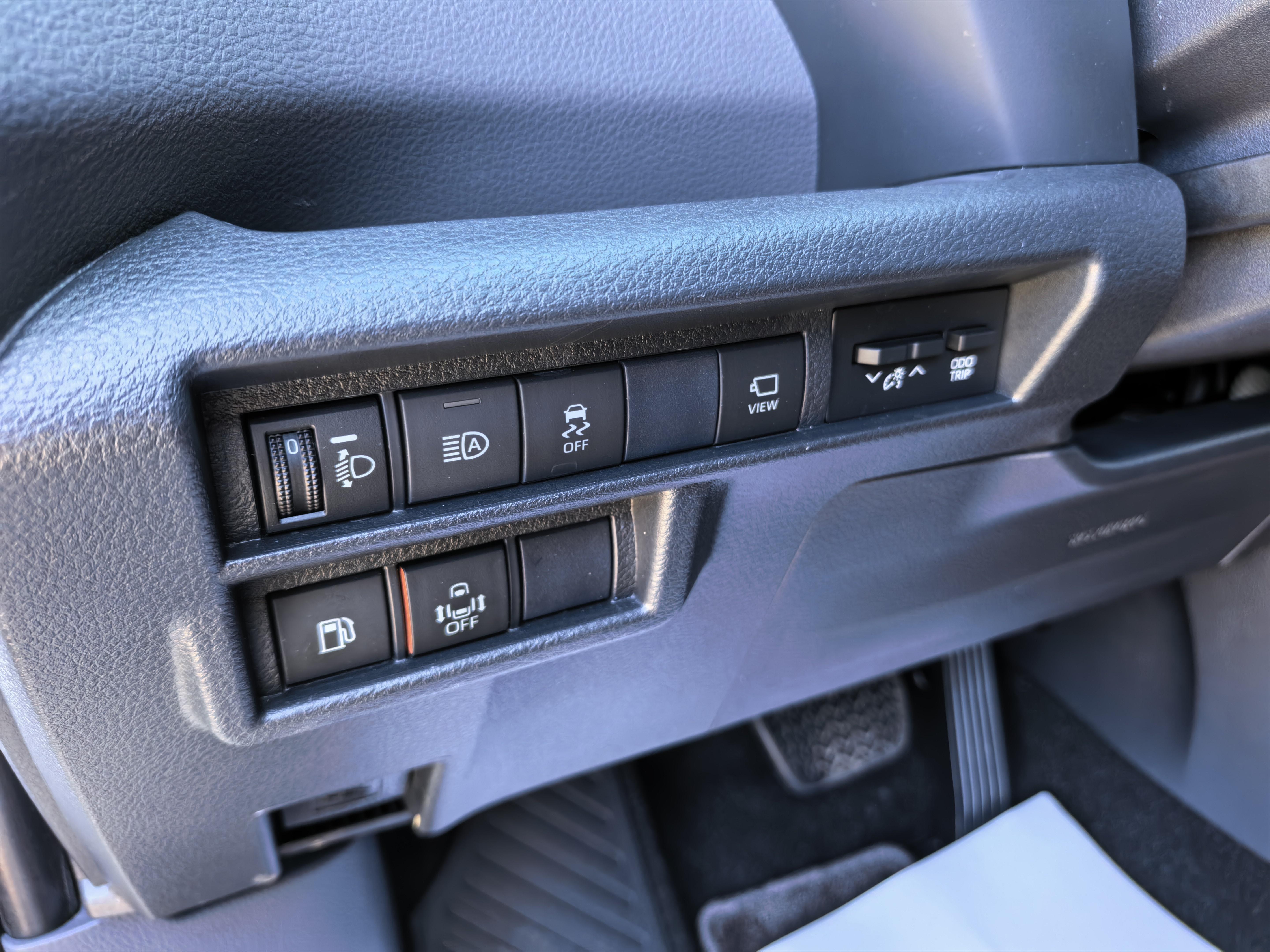 Toyota Sienna 2024 thumb 12
