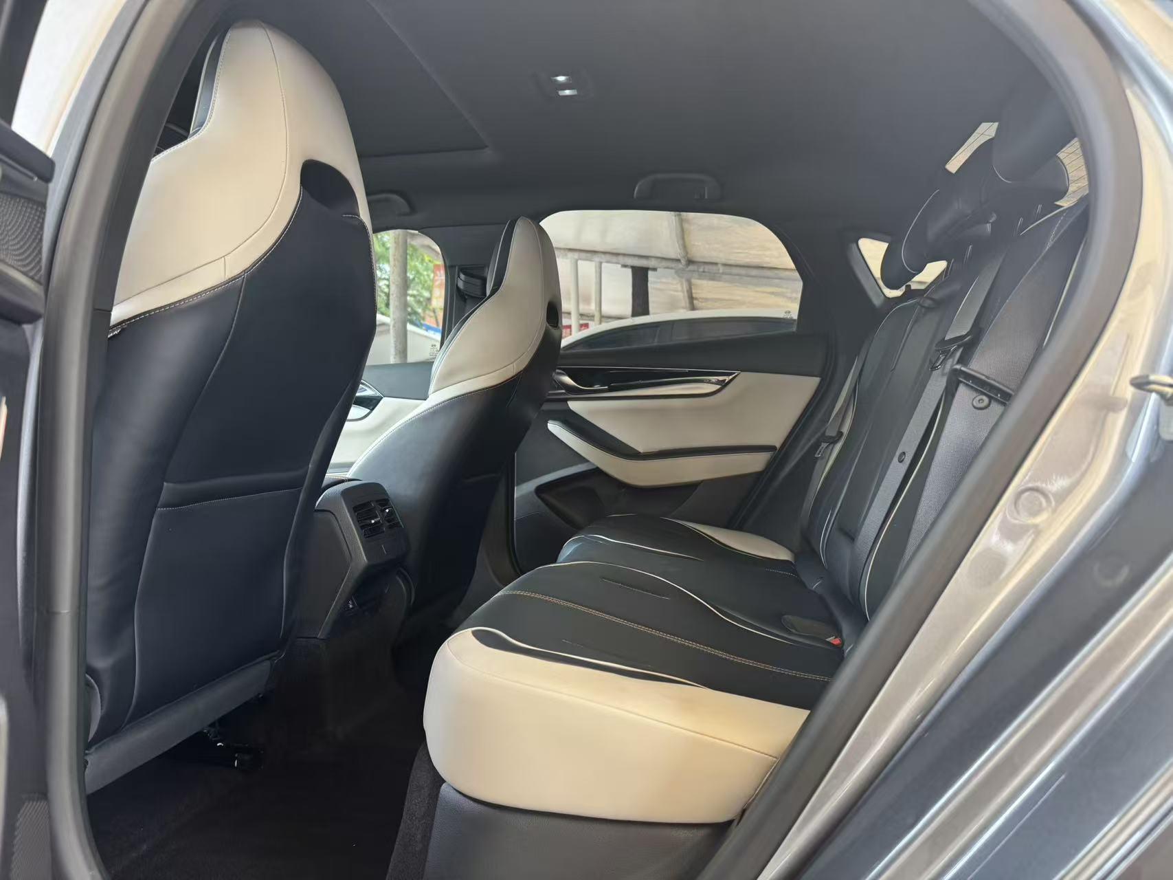 BYD Qin 2021 thumb 10