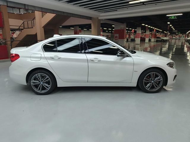 BMW 1 серии 2018 thumb 6