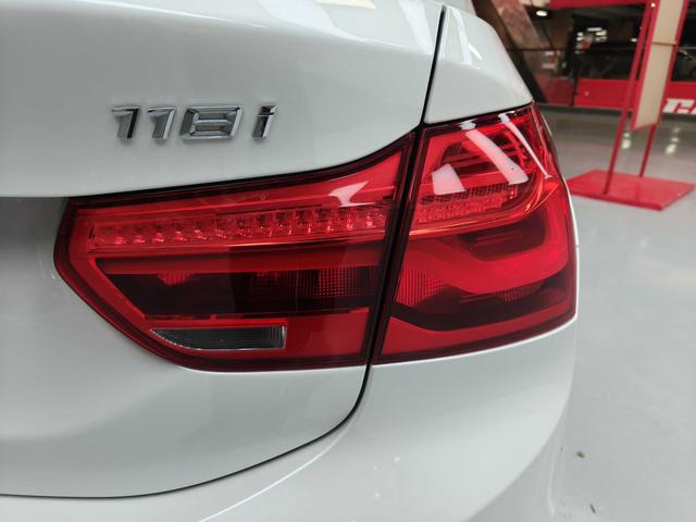 BMW 1 серии 2018 thumb 10