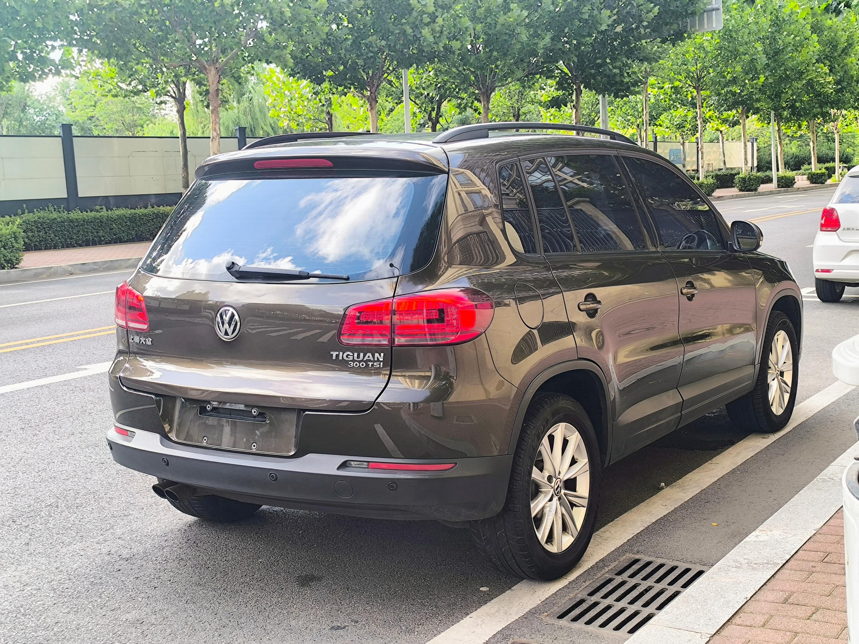 Volkswagen Tiguan 2016 thumb 4