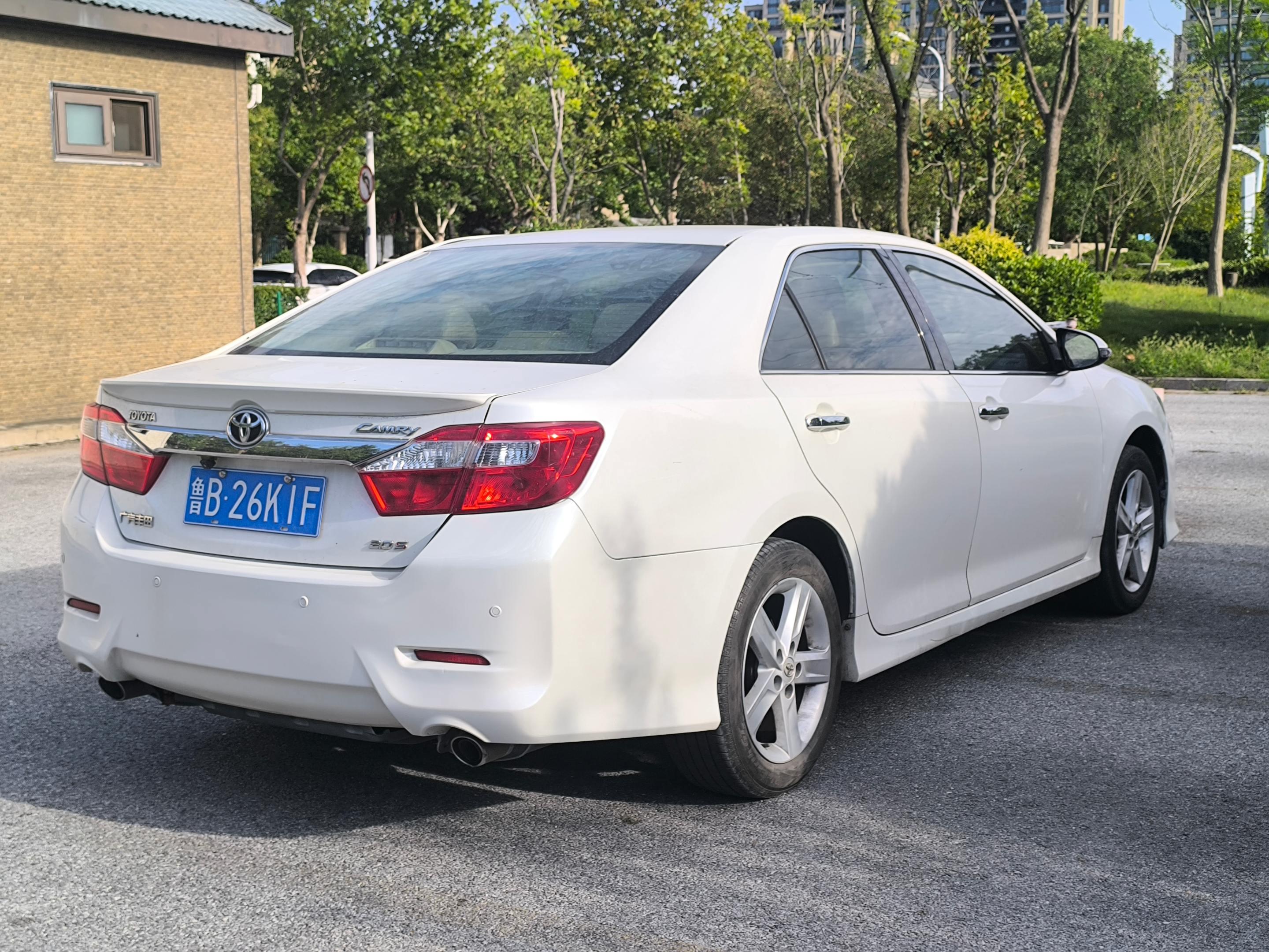 Toyota Camry 2012 thumb 4