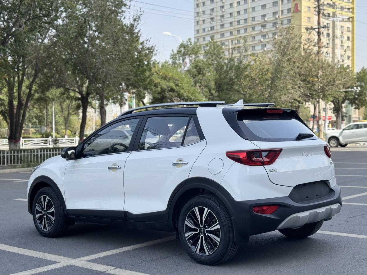 Kia Stonic 2021 thumb 2