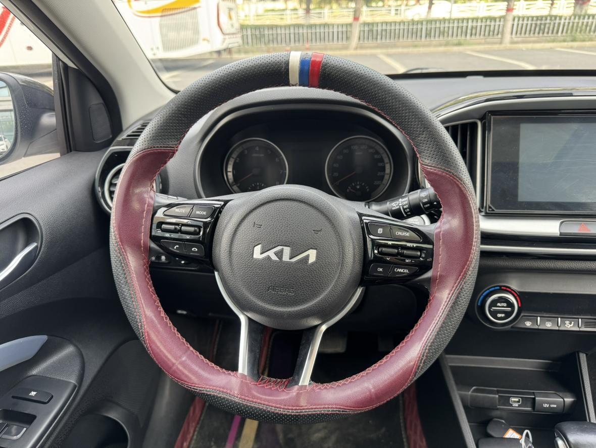 Kia Stonic 2021 thumb 11