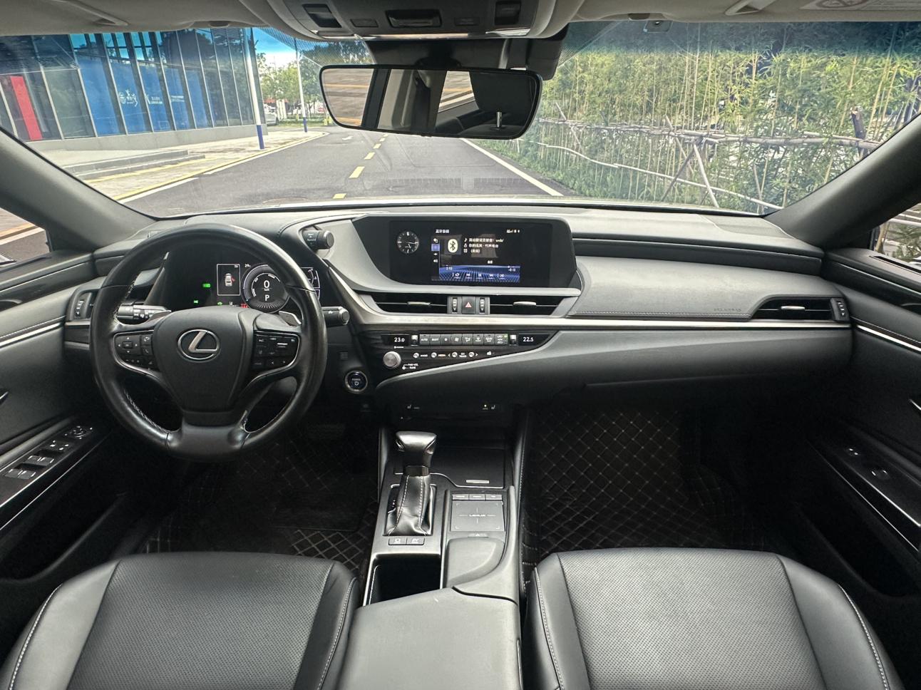 Lexus ES 2020 thumb 9