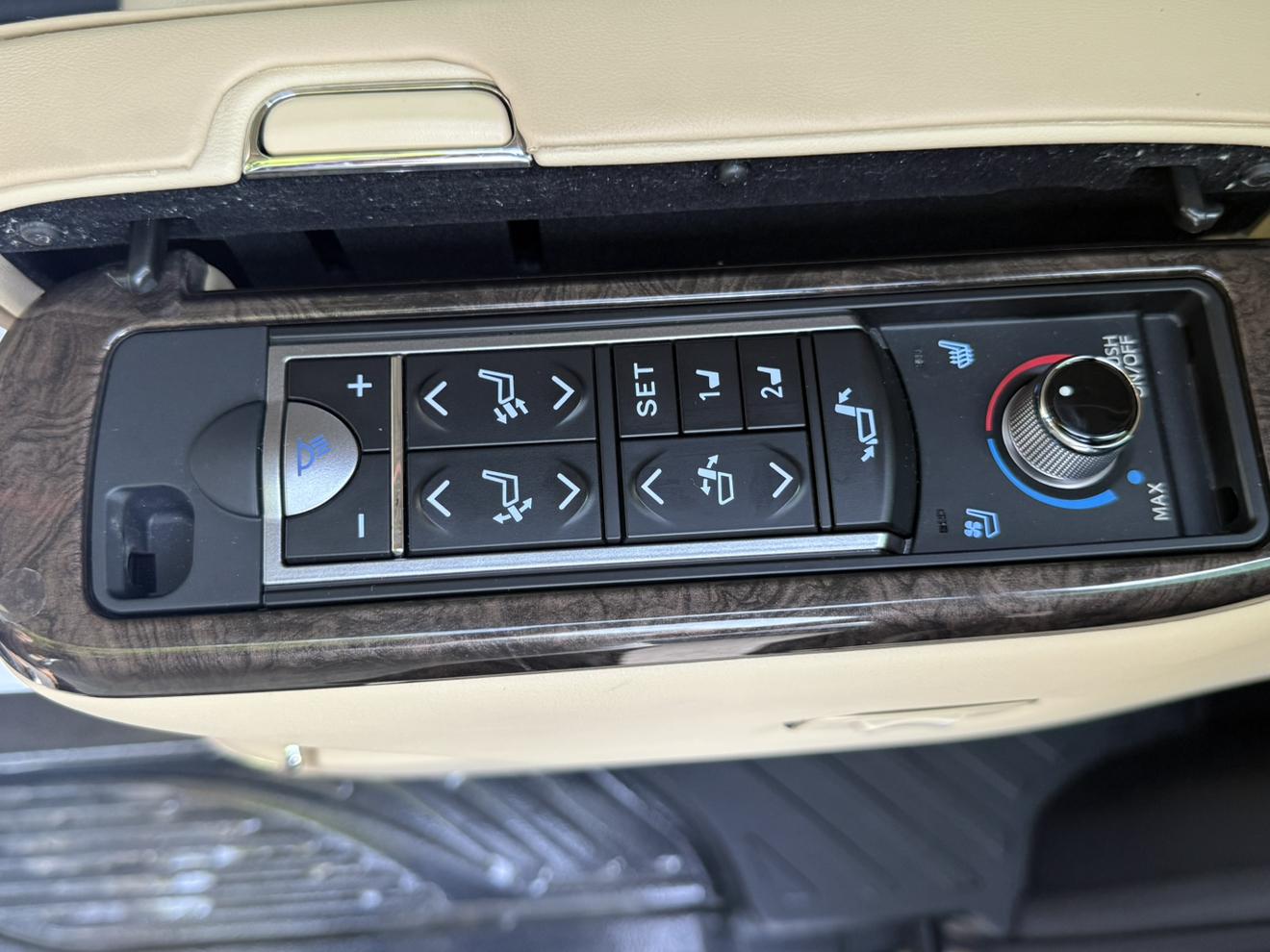 Toyota Vellfire 2020 thumb 7