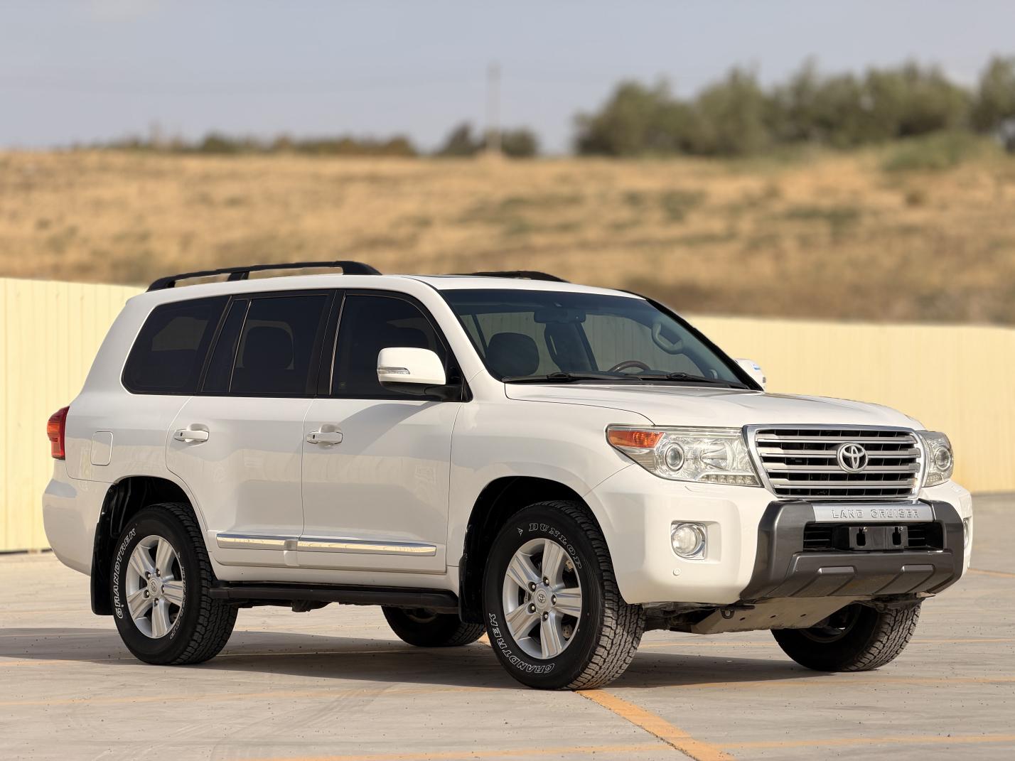 Toyota Lan De Ku Lu Ze 2012 thumb 10