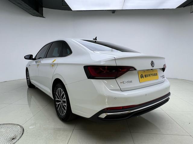 Volkswagen Sagitar 2024 thumb 3