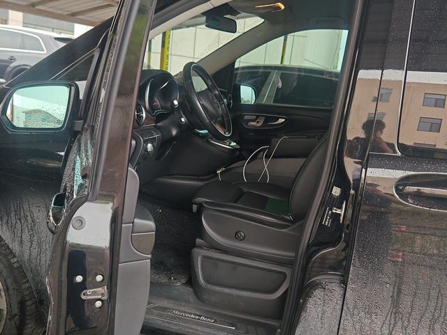 Mercedes-Benz V-Класс 2022 thumb 8