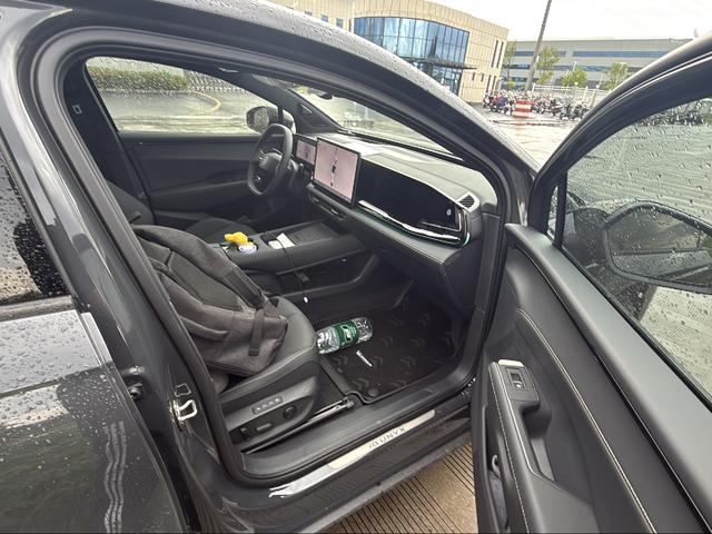Volkswagen 07 2026 thumb 9