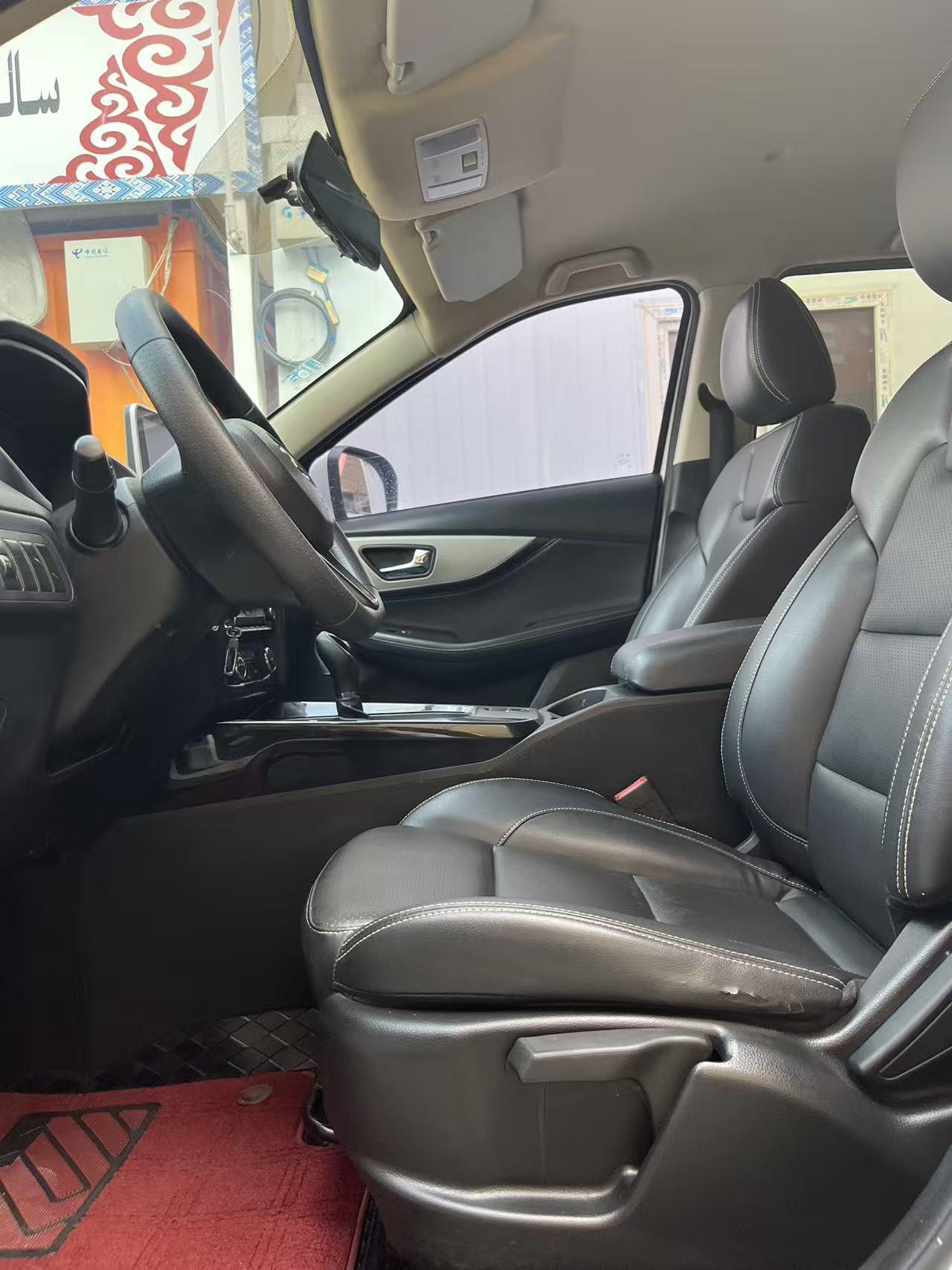 Dongfeng Fengon S560 2019 thumb 5