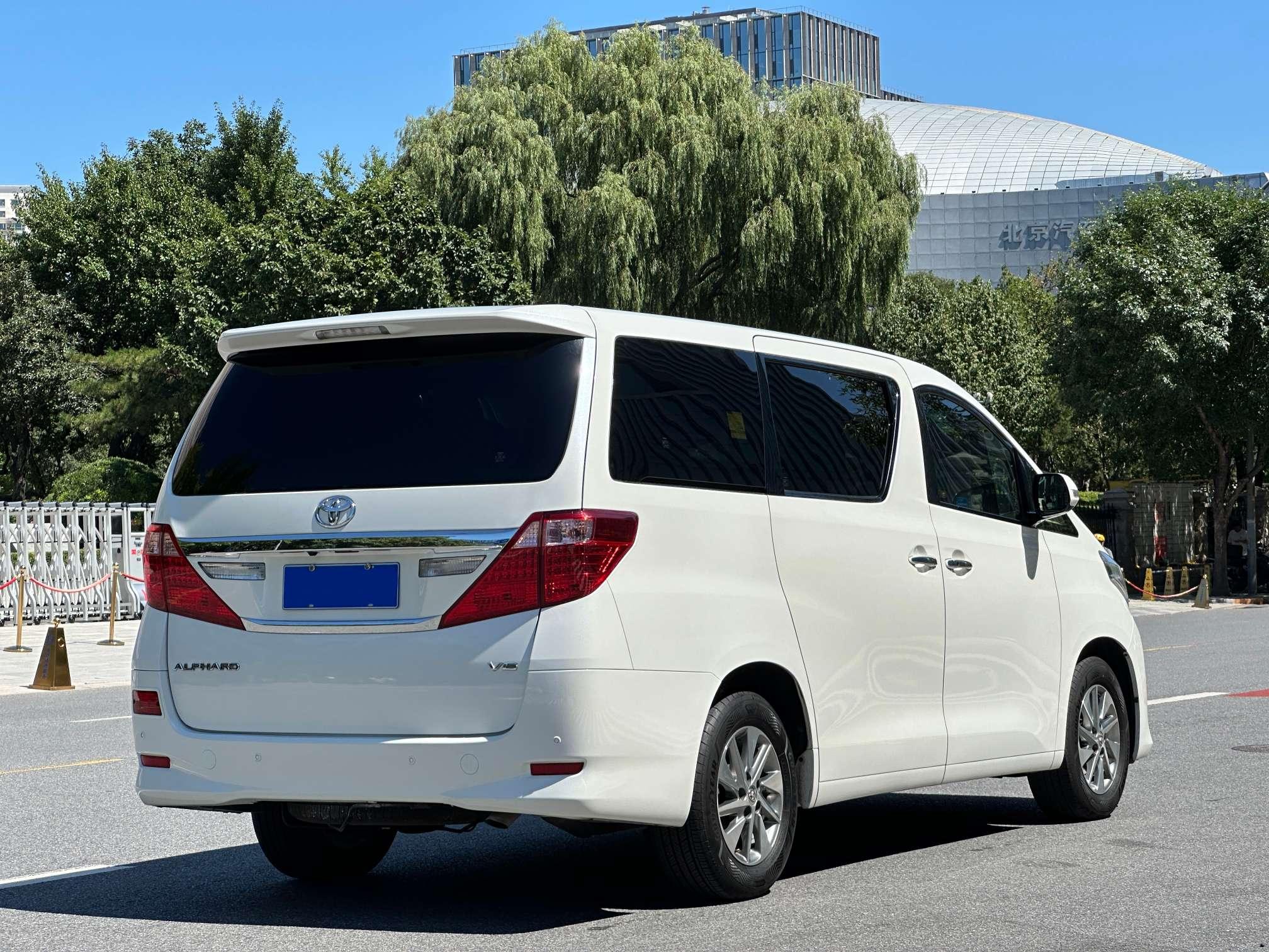 Toyota Alphard 2012 thumb 5