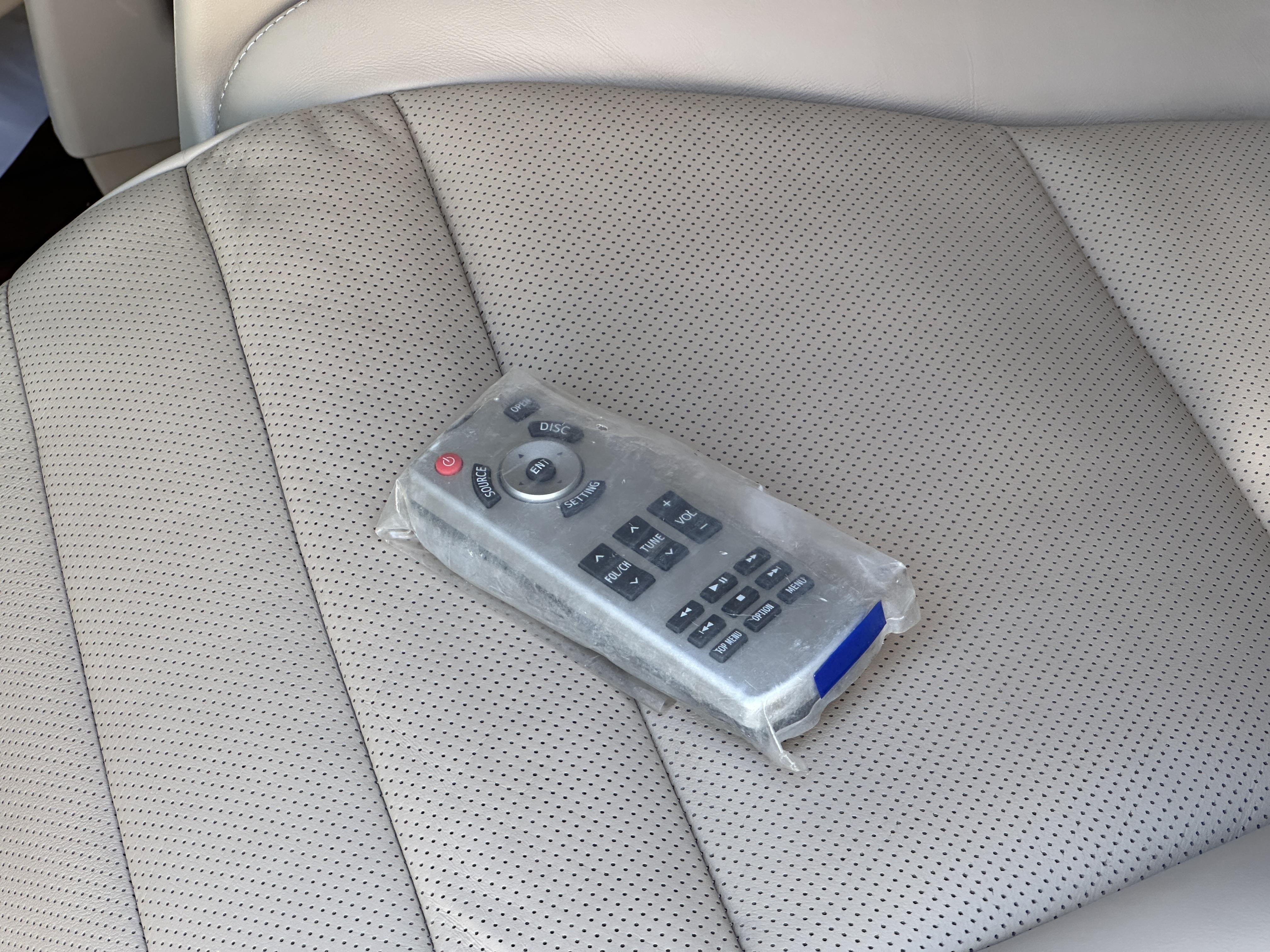 Toyota Alphard 2012 thumb 6