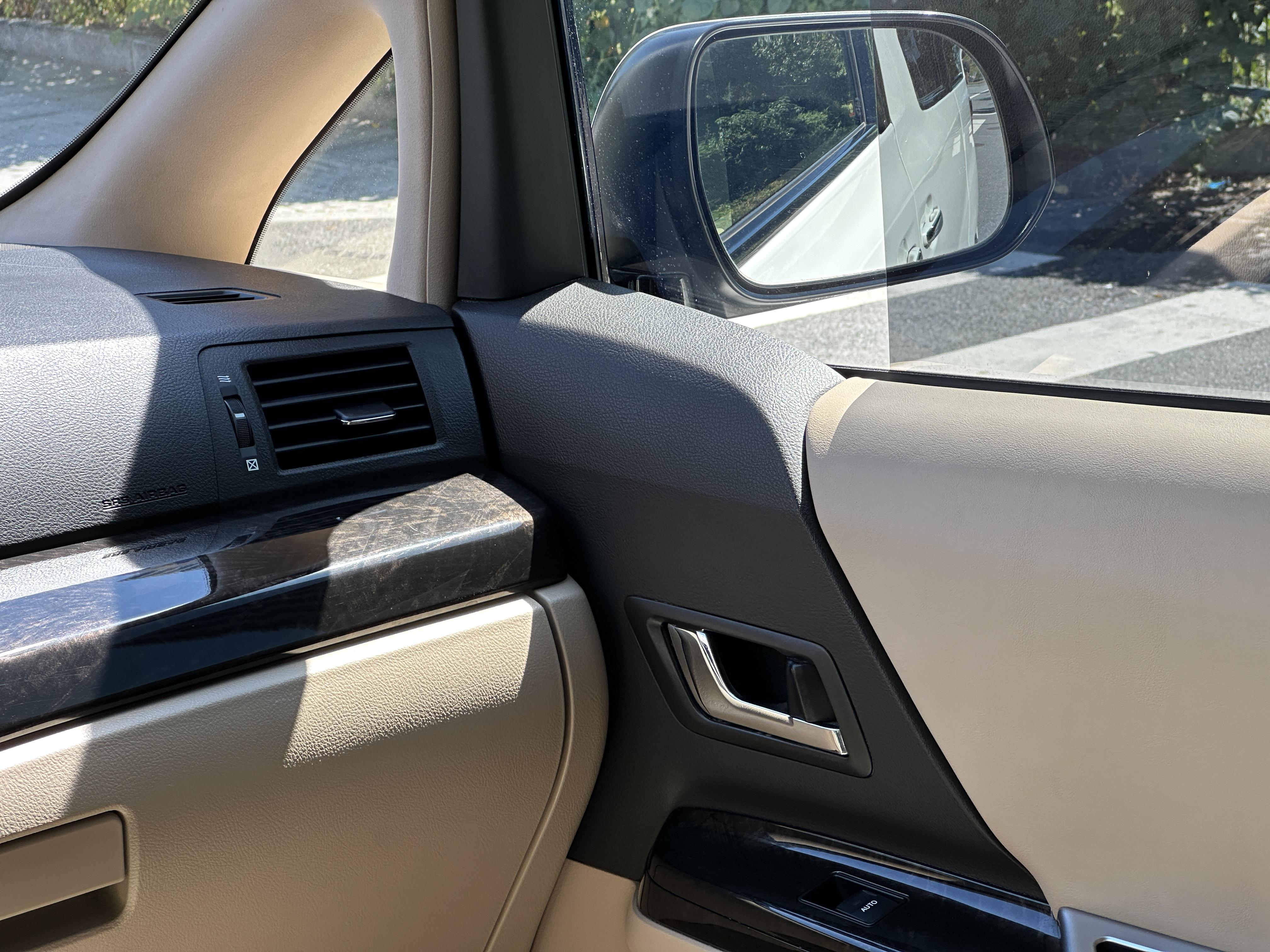 Toyota Alphard 2012 thumb 9