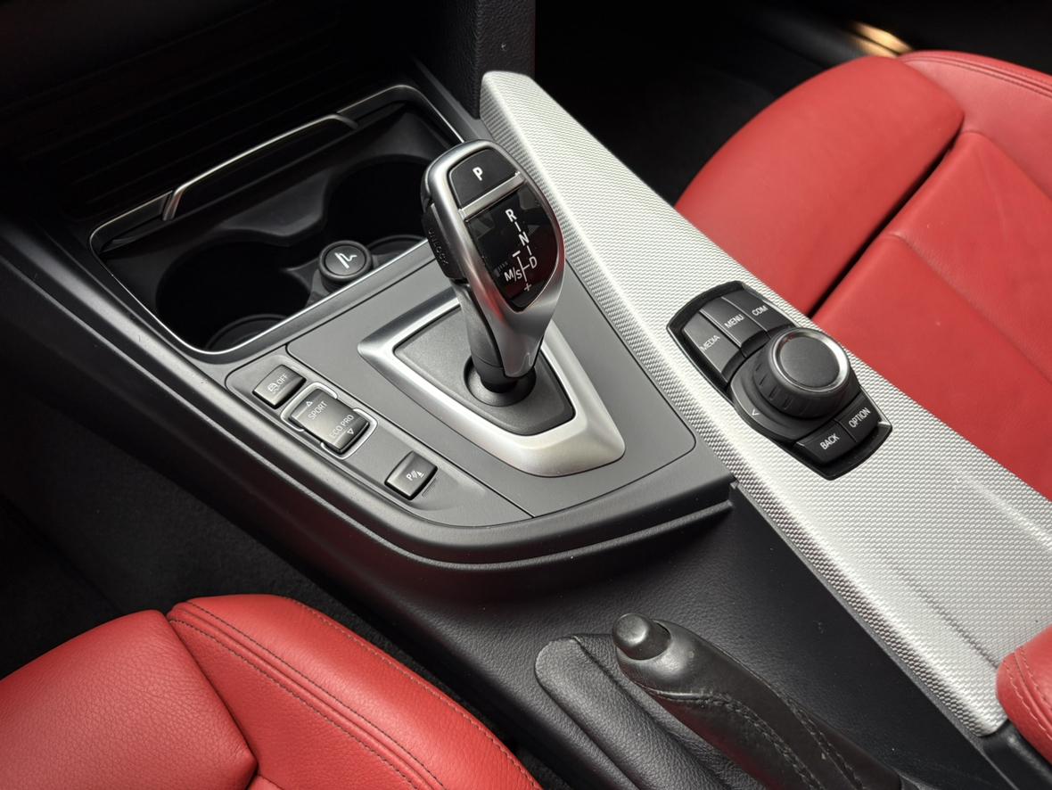 BMW 3 серии 2019 thumb 9